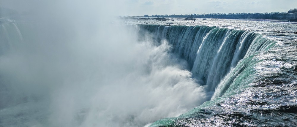 Horseshoe Falls in Niagara Falls, Ontario Horseshoe Falls in Niagara Falls, Ontario